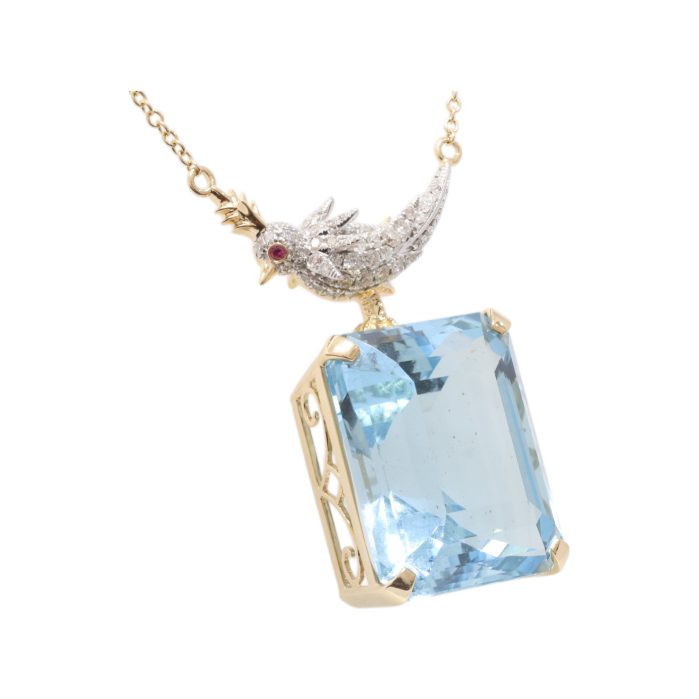 18ct Yellow Gold Aquamarine and Diamond Pendant