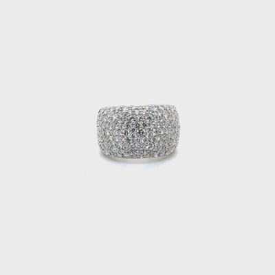 Pavé Diamond Ring in Platinum