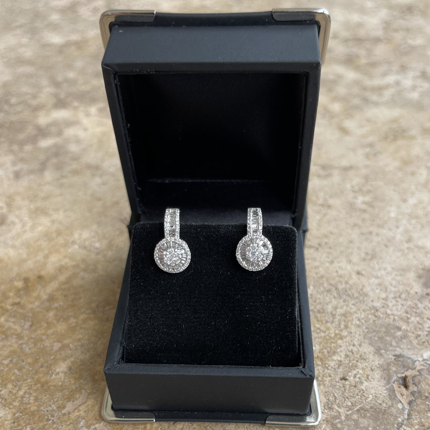 18CT White Gold Diamond Earrings