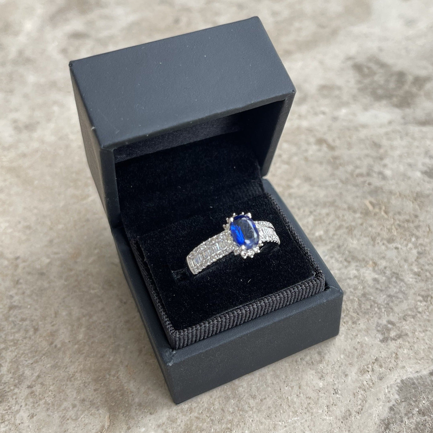 18CT White Gold Kyanite and Diamond Ring