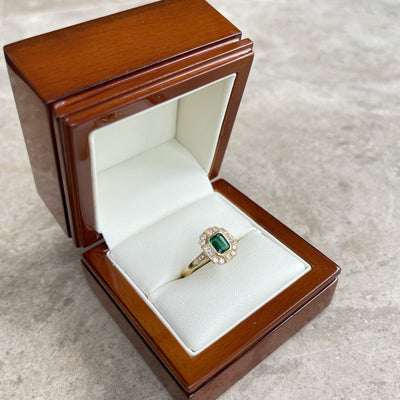 18CT Yellow Gold Colombian Emerald and Diamond Ring