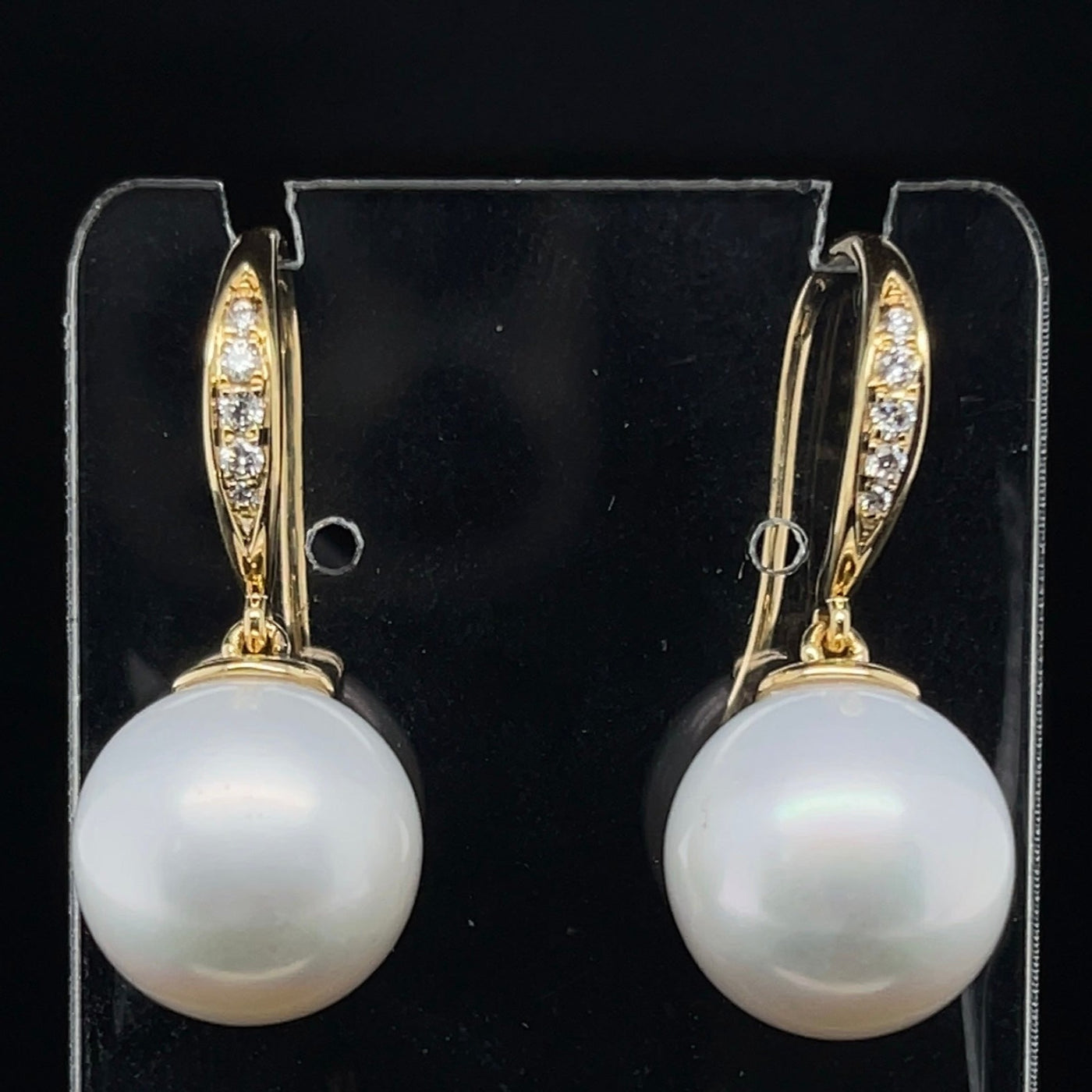 18CT Yellow Gold Pearl and Diamond Earrings