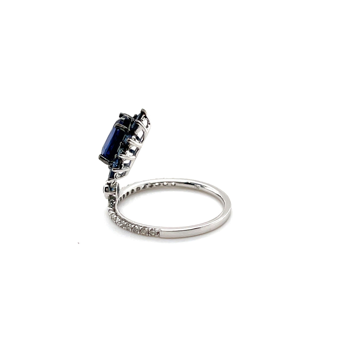 18CT White Gold Kyanite and Diamond Ring