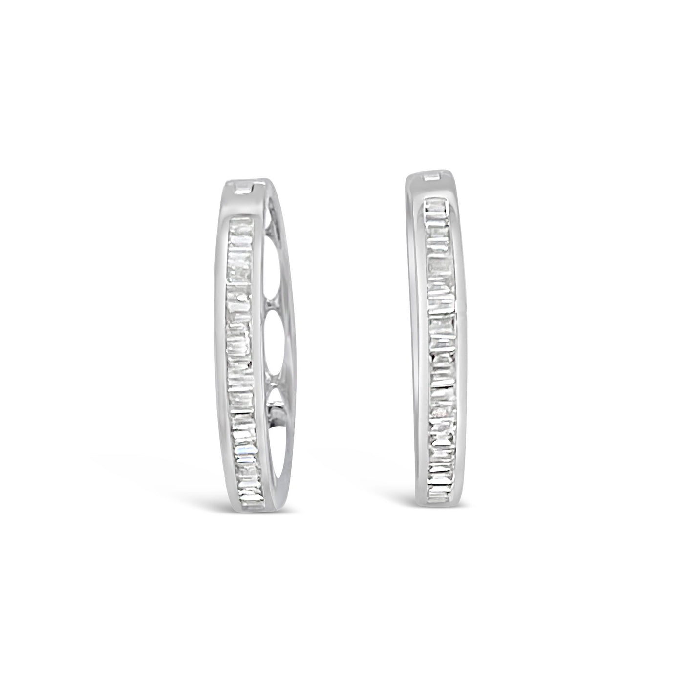 18CT White Gold Diamond Earrings