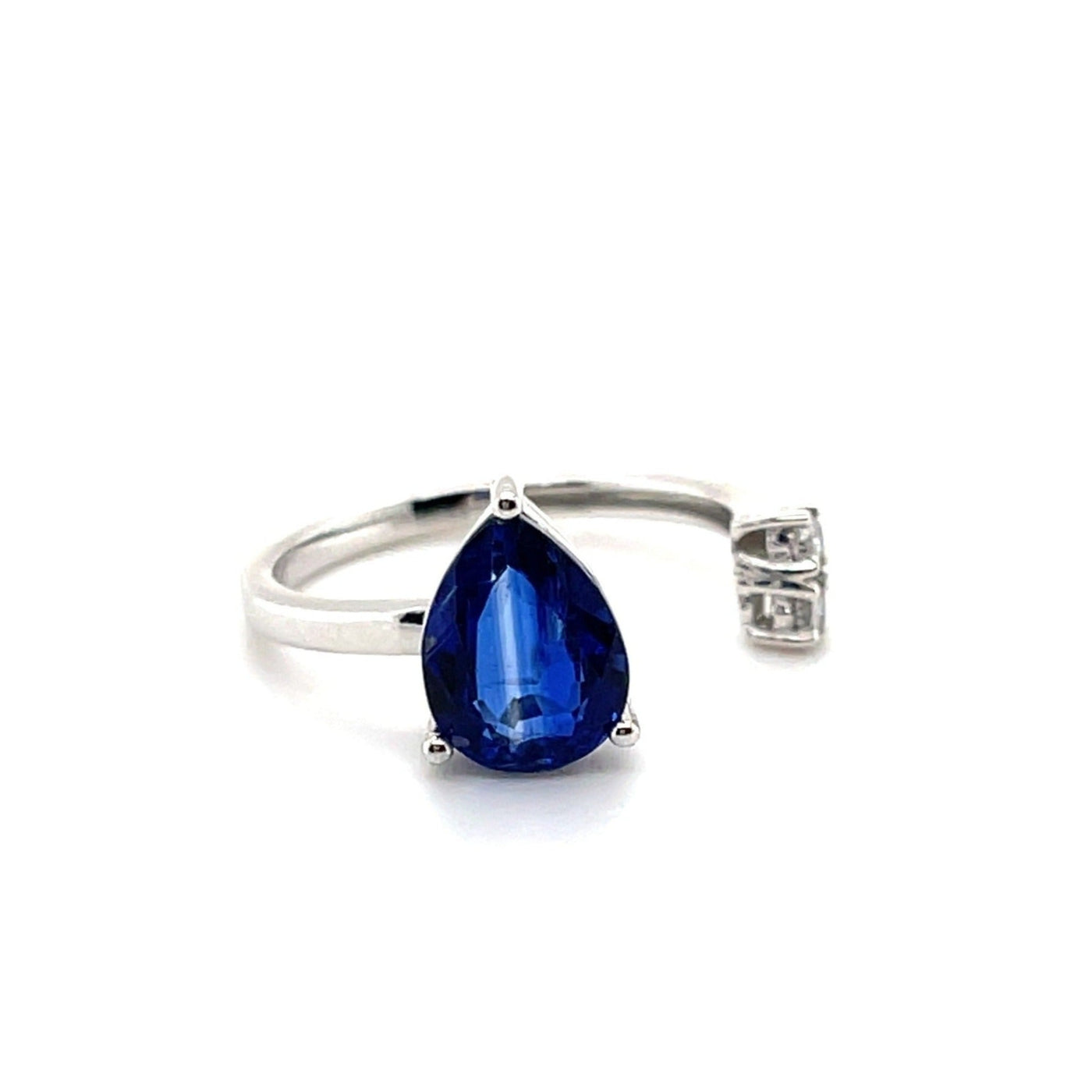 18CT White Gold Kyanite and Diamond Ring